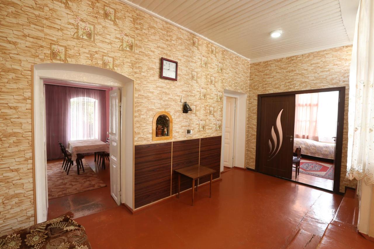 Guesthouse "Ashot Shalunts" Goris Exteriör bild
